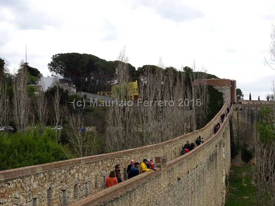 Girona, Mura carolingie