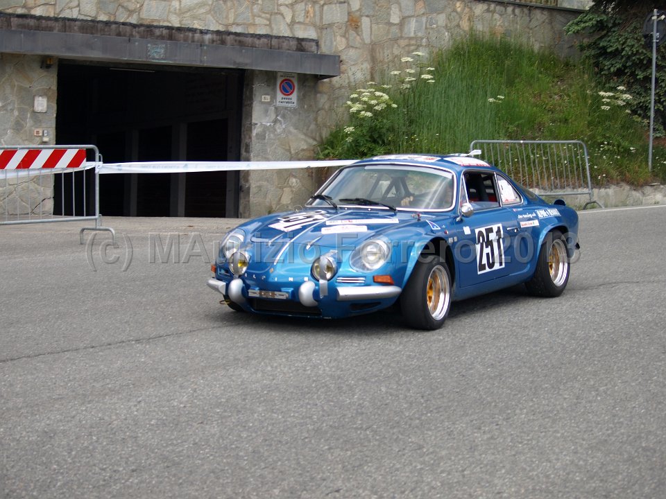 251 Alpine A112