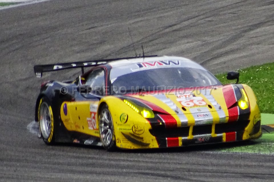 Ferrari F458 Italia - JMW MOTORSPORT - Robert Smith (GBR) - Jody Fannin (GBR) - Jonathan Cocker (GBR)